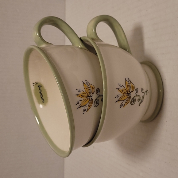 Pair of Gorgeous 2006 Starbucks Coffee Mugs - Picture 16 of 16